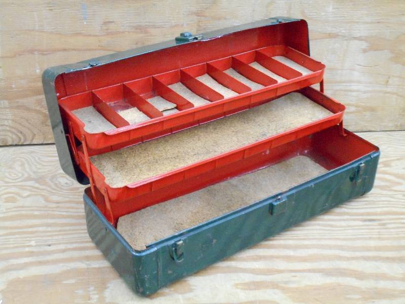 Vintage Steel Tackle Box ...