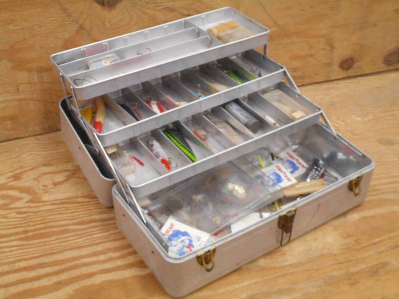 Vintage My Buddy Tackle Box With Co...
