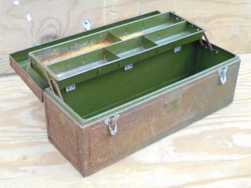 Vintage Steel Tackle Box ...