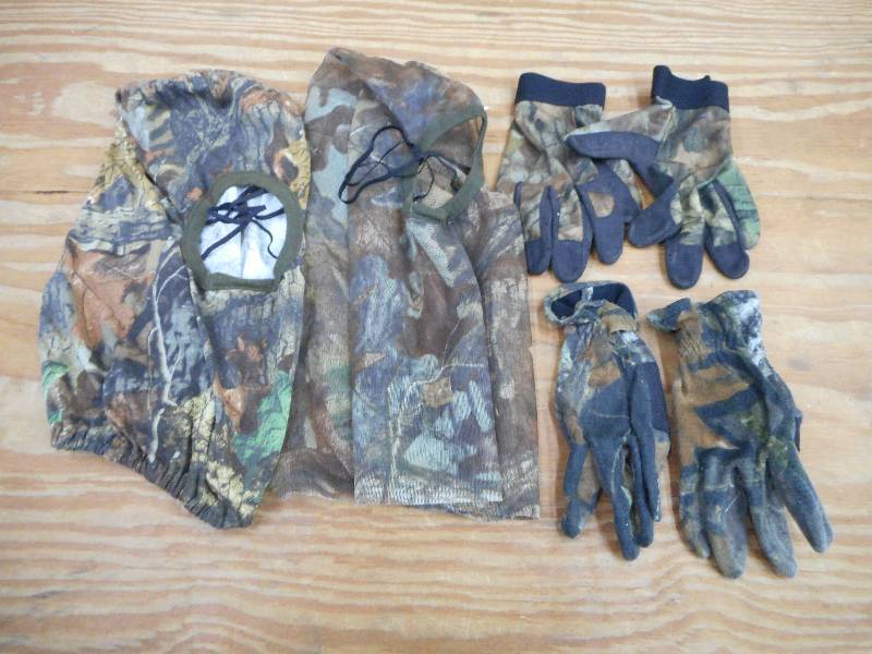 Lot Of (2) Pairs Of Turkey Hunting ...