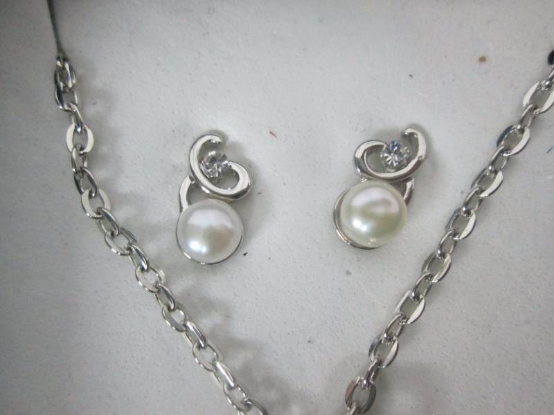 Pearl & CZ Accent Jewelry Set