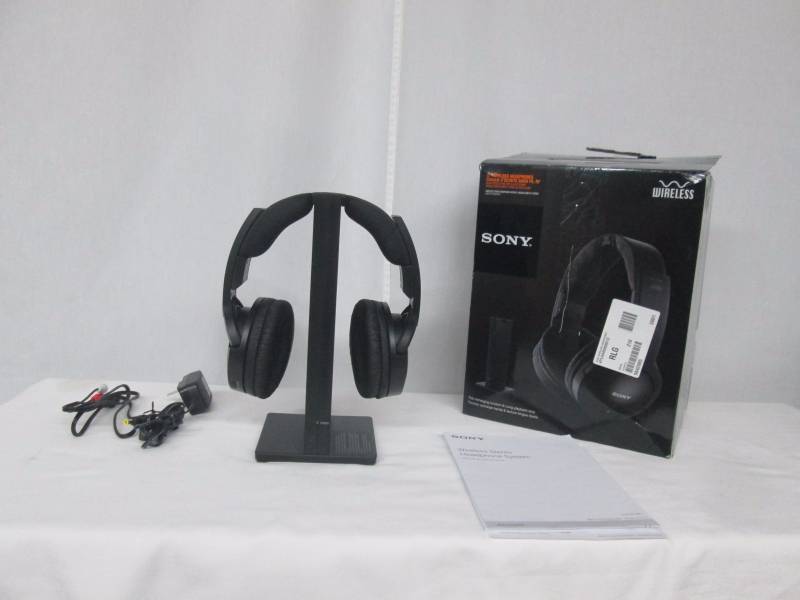 Sony Noise-Reduction Wireless Headphones