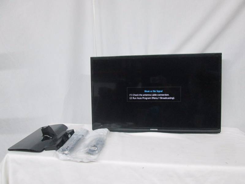 Samsung 28 720p LED Smart TV