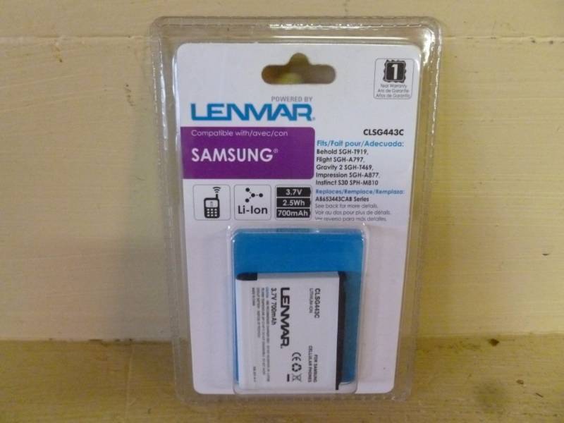 lot 68 image: New Cell Phone Battery