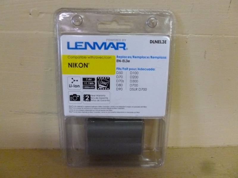 lot 89 image: New Camera Battery