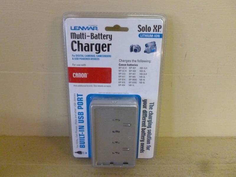 lot 95 image: New Battery Charger