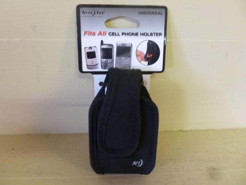 lot 105 image: New Cell Phone Holster