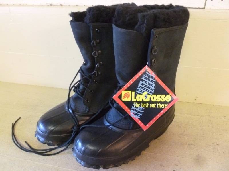 lot 175 image: New La Crosse Winter Boots