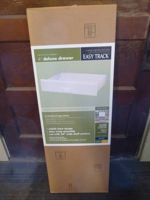 lot 284 image: New Closet Organizer Item