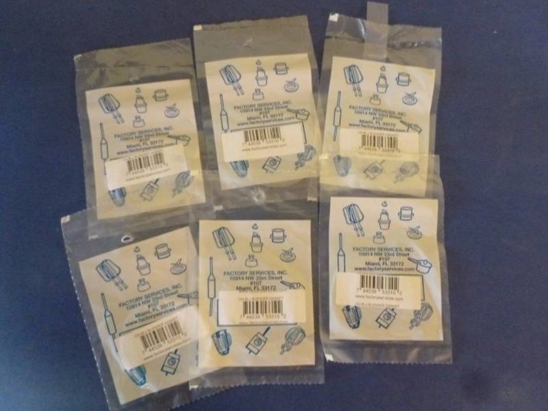 lot 308 image: New Oster Blender Gaskets
