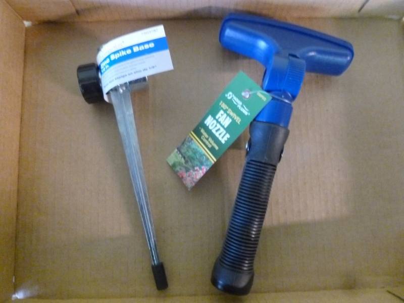 lot 318 image: New Lawn Care Items