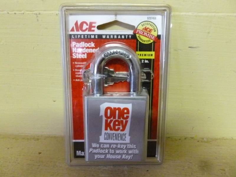 lot 334 image: New Padlock