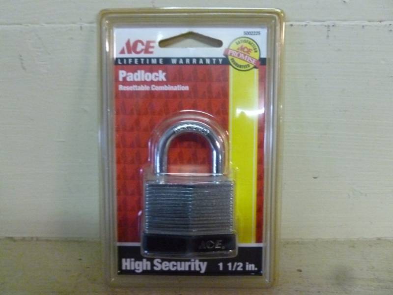 lot 340 image: New Padlock