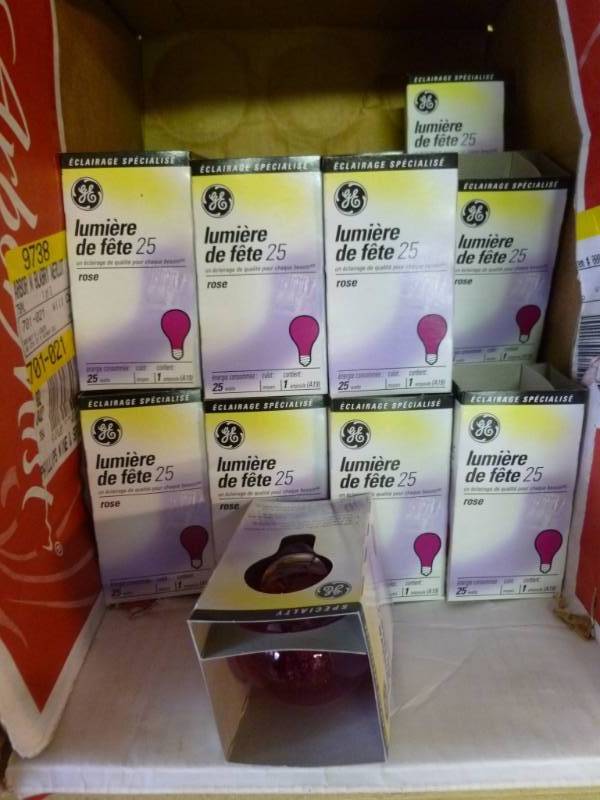 lot 362 image: New Party Light Bulbs