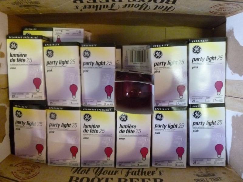 lot 367 image: New Party Light Bulbs