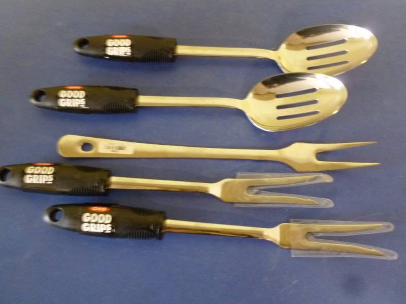 lot 442 image: New Kitchen Utensils
