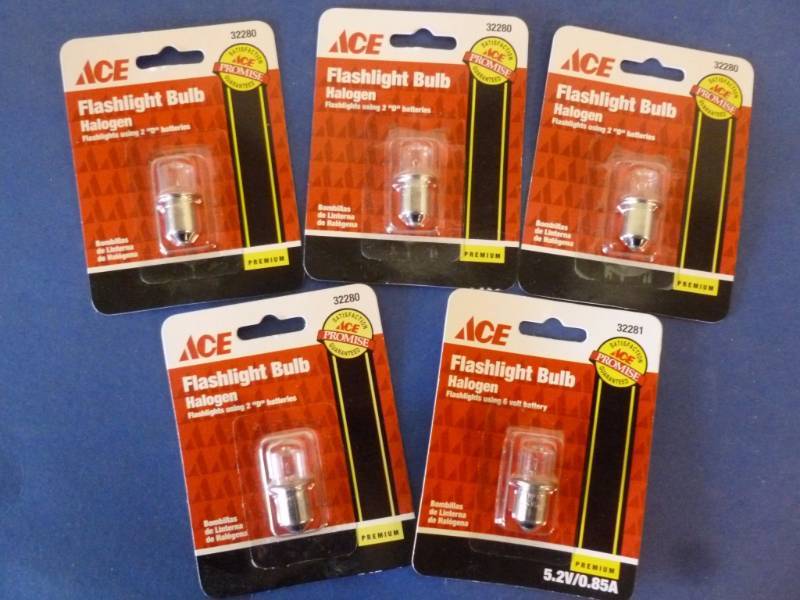 lot 443 image: New Flashlight Bulbs