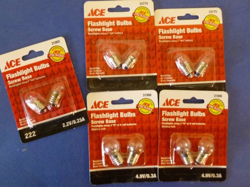 lot 446 image: New Flashlight Bulbs