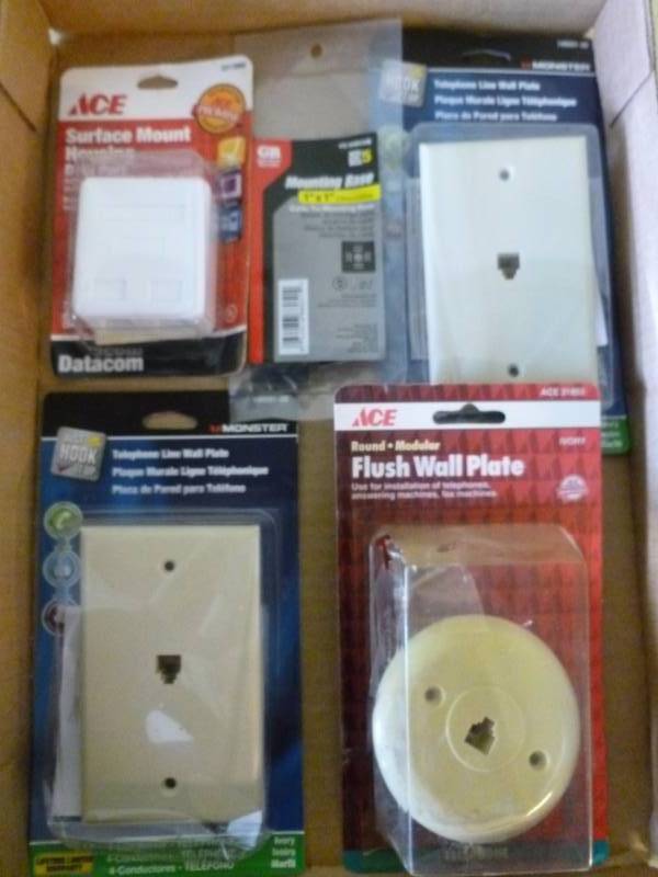 lot 505 image: New Telephone Related Items