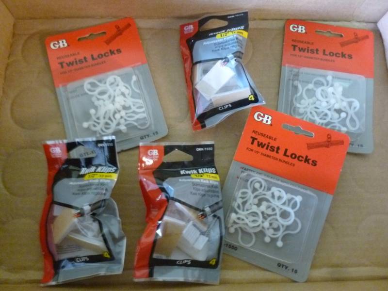 lot 513 image: New Cable Related Items