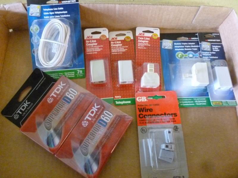 lot 520 image: New Telephone Related Items