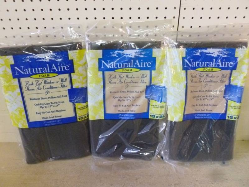 lot 526 image: New Window Air Conditioner Filter