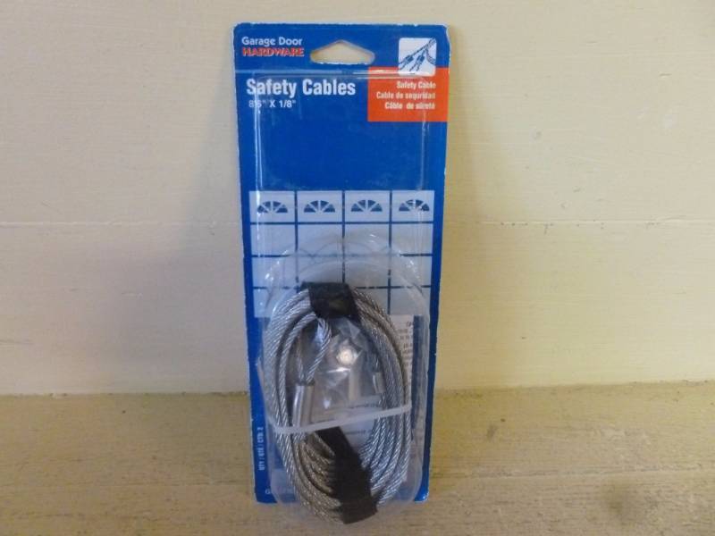 lot 591 image: New Garage Door Items