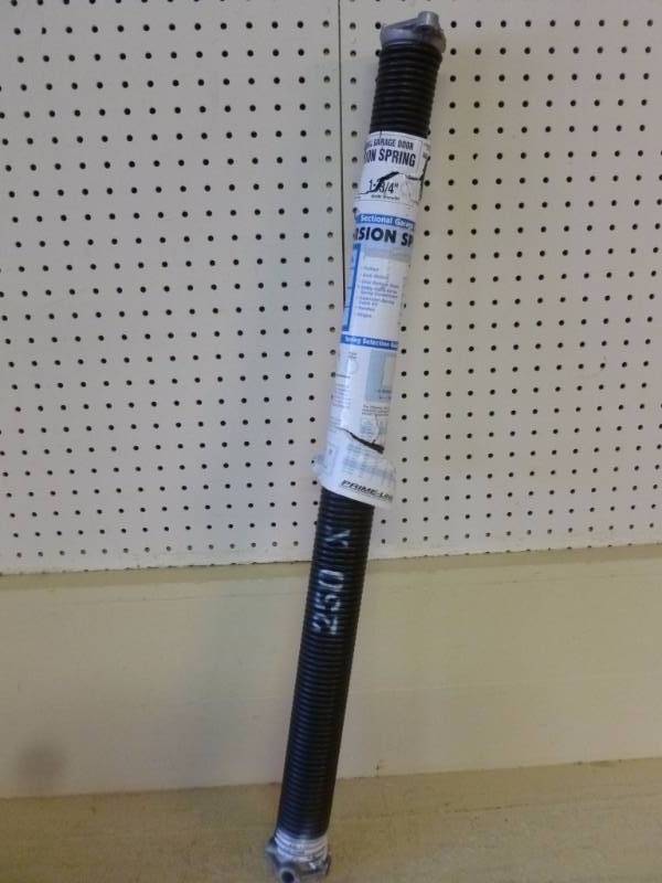 lot 600 image: New Garage Door Item