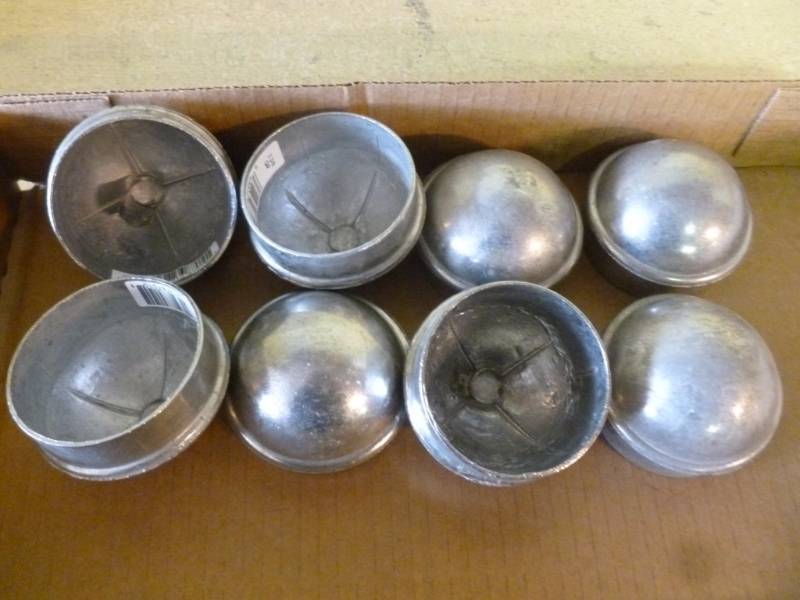 lot 612 image: New Chain Link Fence Parts