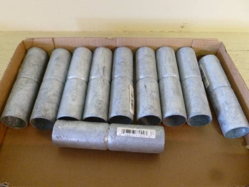 lot 613 image: New Chain Link Fence Parts