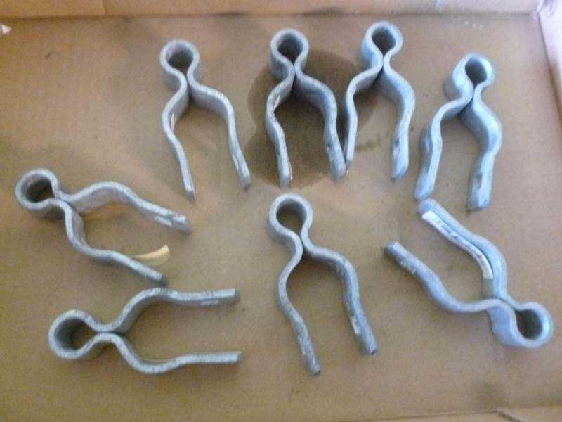 lot 617 image: New Chain Link Fence Parts
