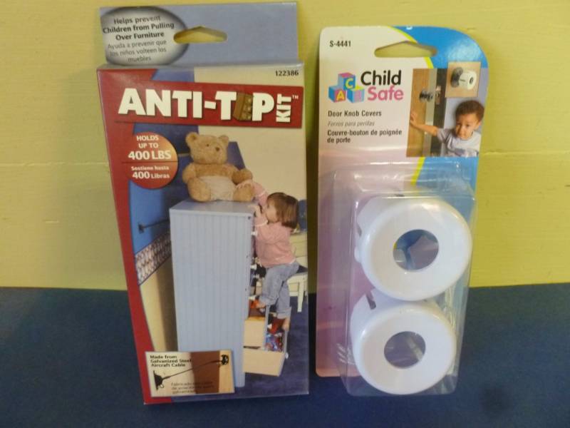 lot 677 image: New Kids Safety Items