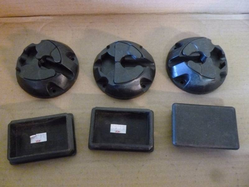 lot 775 image: New Marine Items
