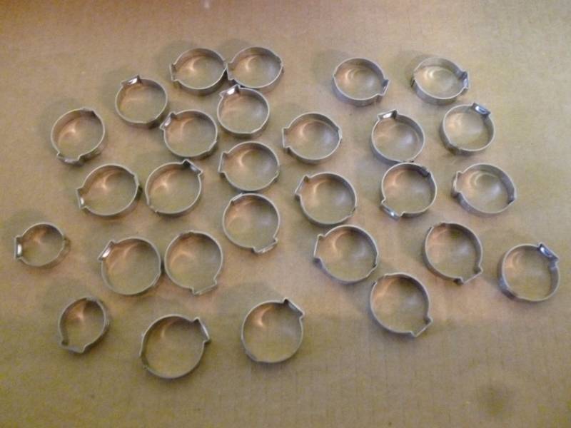 lot 798 image: New Clamps