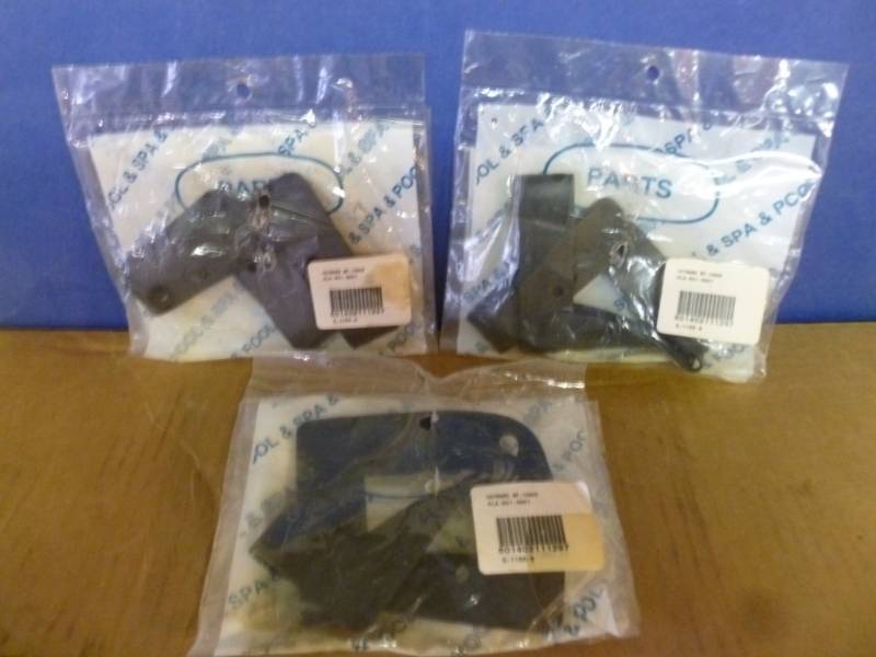 lot 813 image: New Pump Item