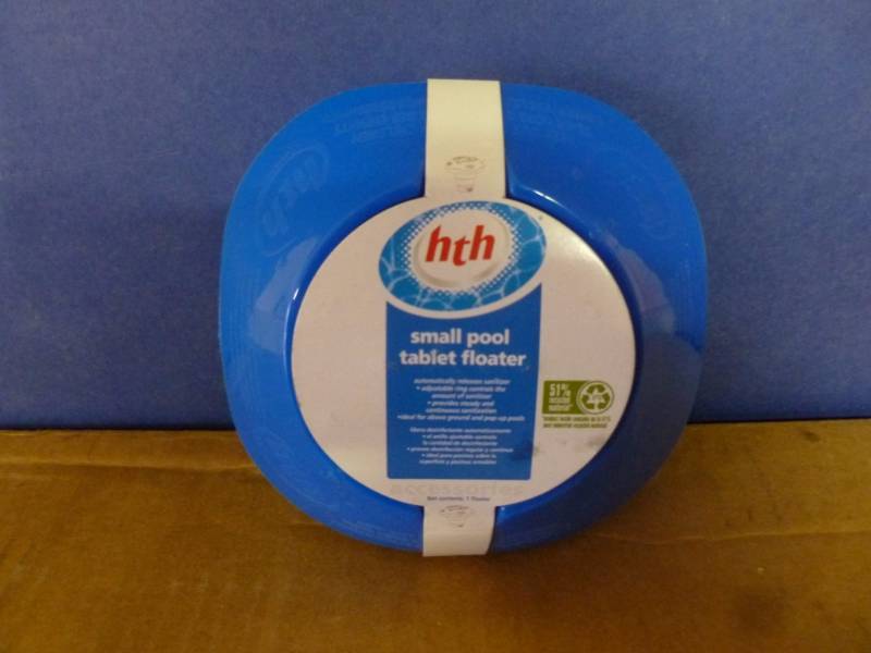lot 815 image: New Pool Item