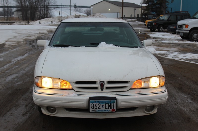 1992 Pontiac Bonneville SE