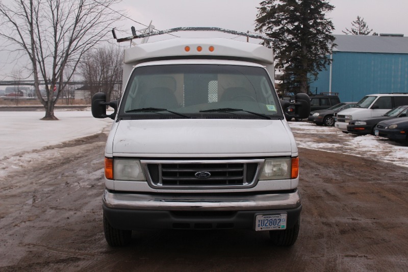 2005 Ford E350 Super Duty Contractor Van - Engine Runs Rough