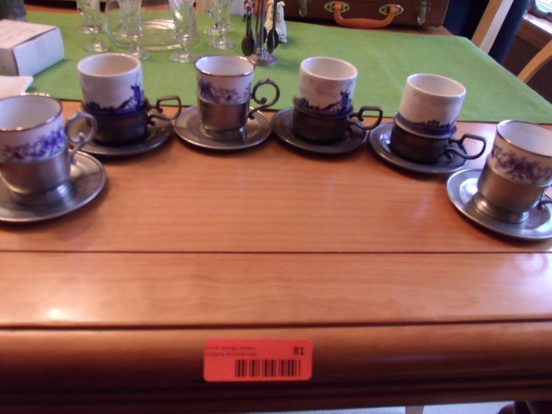 Holland cups and spoons