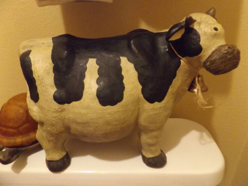 Large decorative Cow