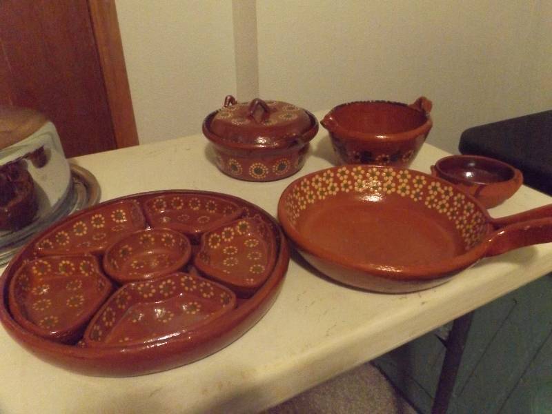 Serving dishes
