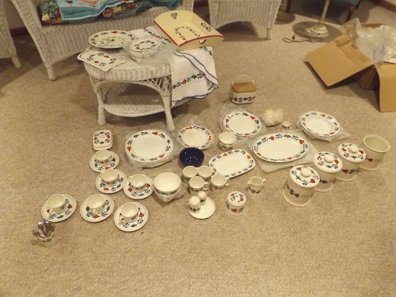 Set of dishes, Made in Belgium