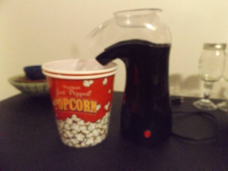 Air popper and popcorn buckets