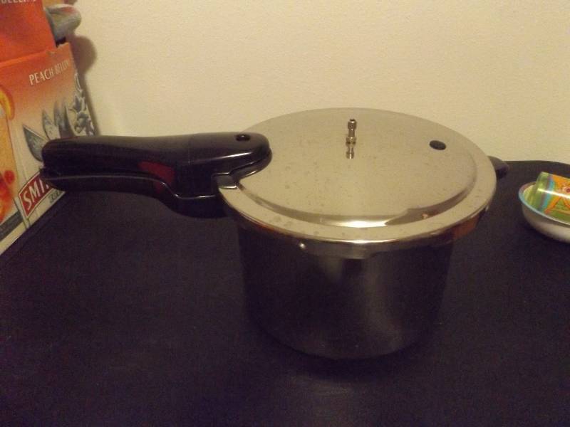 pressure cooker