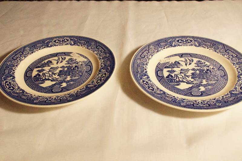 lot 410 image: 2 Blue Willow Plates Approx. 9 W. Willow Ware by Royal China Underglaze E 52
