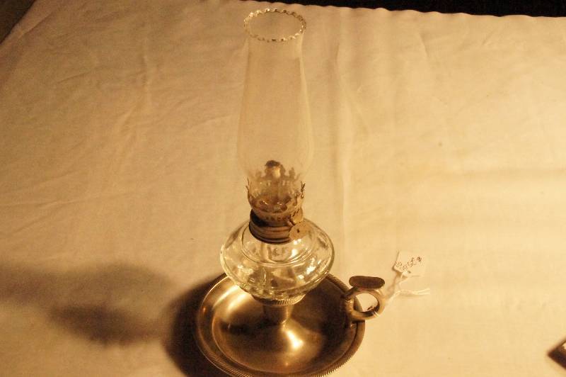 lot 446 image: Oil Lamp Approx. 9 14  H