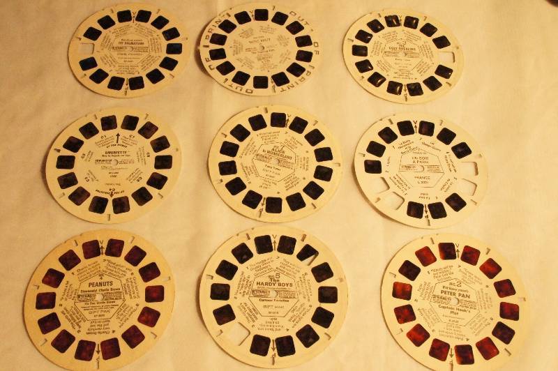 lot 489 image: Vintage View Master Slides