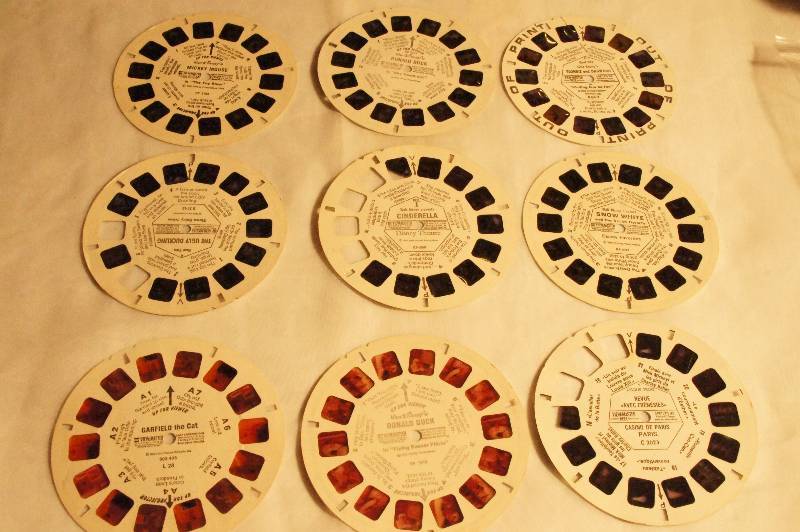 lot 490 image: Vintage View Master Slides