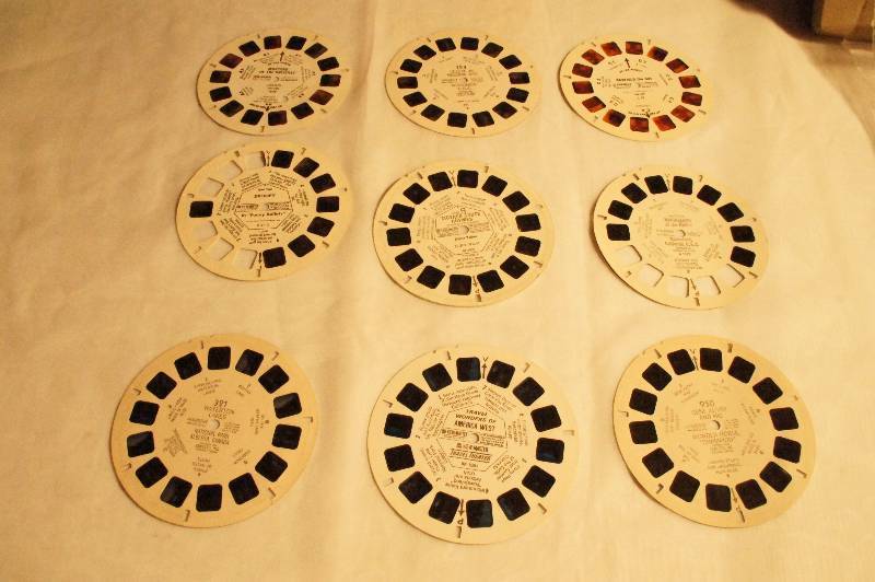 lot 492 image: Vintage View Master Slides
