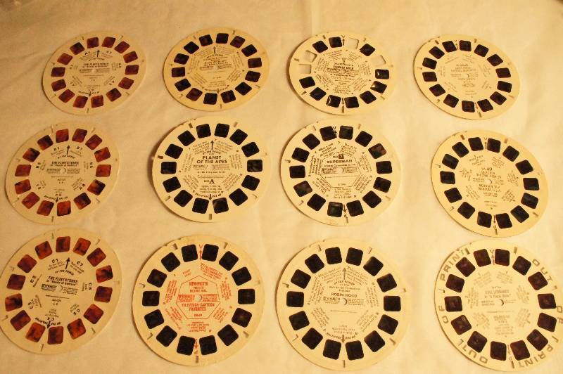 lot 493 image: Vintage View Master Slides